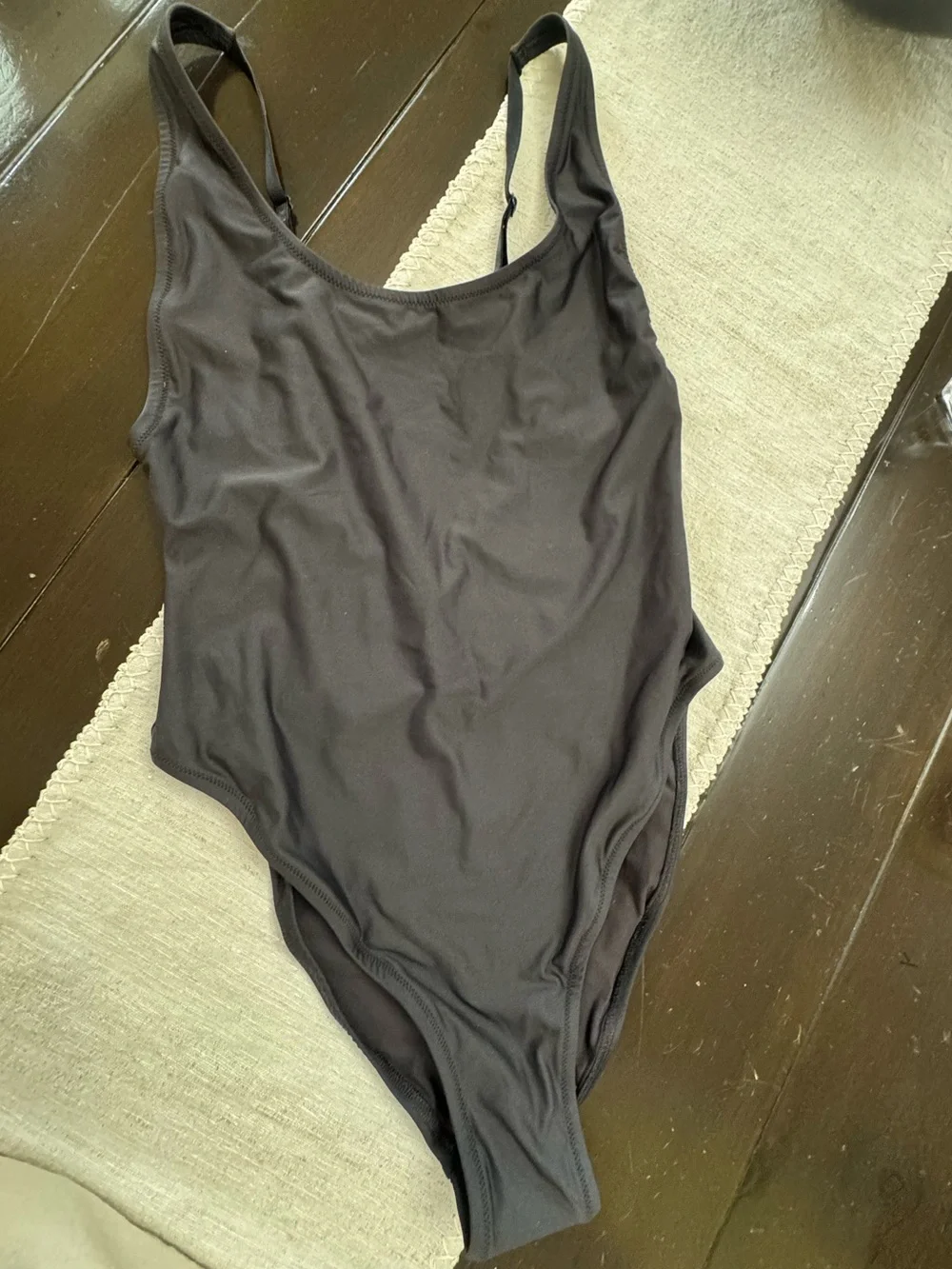 SKIMS Signature Swim Scoop Neck One Piece - Size M
